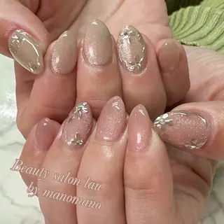 ネイル ラウバイマノマノ なかざとのネイルデザイン