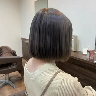 ショート 岩﨑 智穂のヘアスタイル