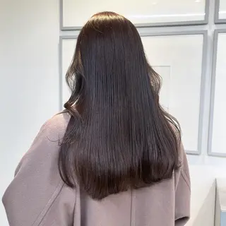 セミロング カラー カジュアルを女っぽく 𝗮𝘆𝗮𝗰𝗼のヘアスタイル