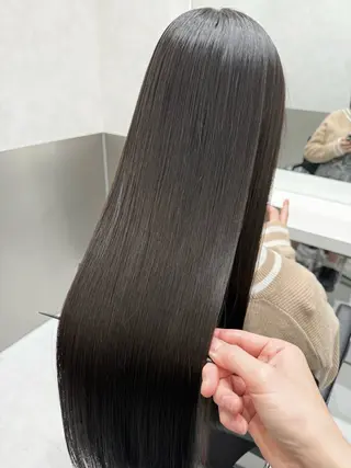 ロング 美髪職人あお🦕 髪質改善｜原宿のヘアスタイル