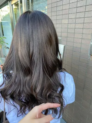 セミロング ELEN 新百合ヶ丘のヘアスタイル