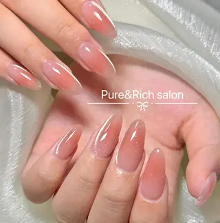 ネイル Pure&Rich Nailのネイルデザイン