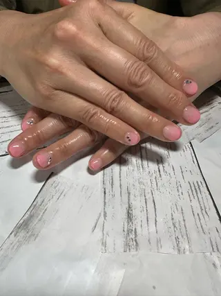 ネイル e.nail所属・🍎吉田 恵里🍎のネイルデザイン