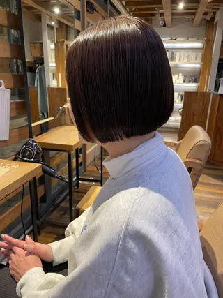 ショート カラー あずまぐち めぐみのヘアスタイル