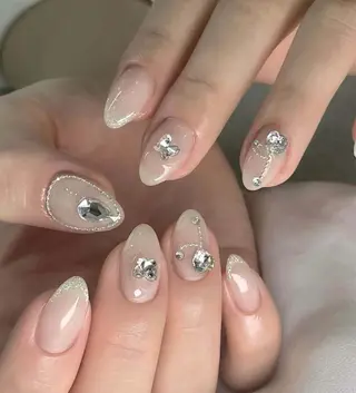 ネイル 相沢 さやかのネイルデザイン