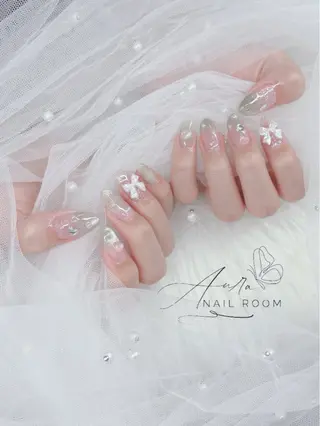 ネイル Aura nail room所属・Aura Nail Roomのネイルデザイン