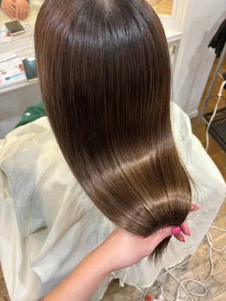 ロング カラー 栗林 茉那のヘアスタイル