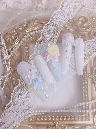 ネイル KARI ネイルサロンのネイルデザイン