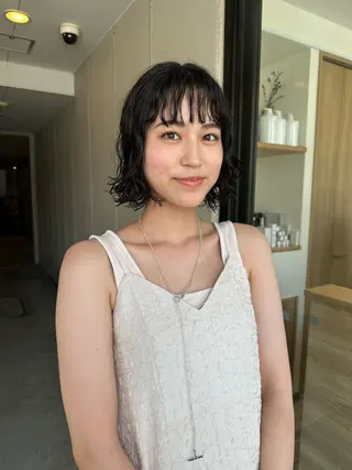 ショート パーマ GIFT所属・橋本叶夢/ ショートヘア/透け感のヘアスタイル