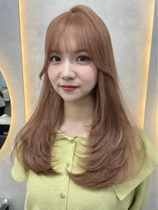 ロング 宮田 優花のヘアスタイル