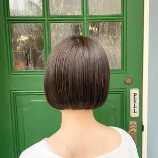 ショート カラー BRITS 渡辺 菜々子のヘアスタイル