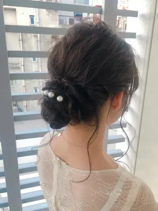 ミディアム ヘアアレンジ 韓国ヘア顔周りカット 艶髪ベージュtamaのヘアスタイル