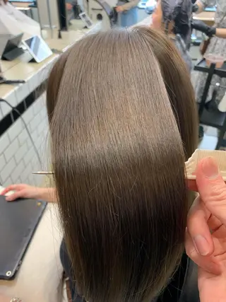 セミロング カラー メンズ眉毛ITSUK Iメンズ専門　新宿の眉毛・アイブロウイメージ