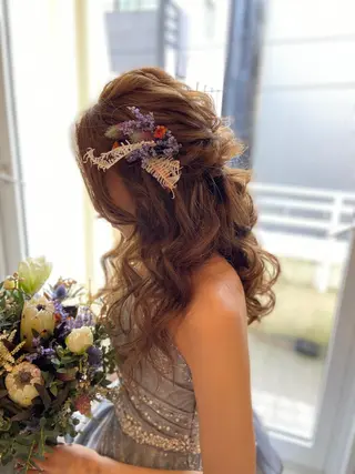 ロング ヘアアレンジ ヘアアンドメイクムタ 新居のヘアスタイル