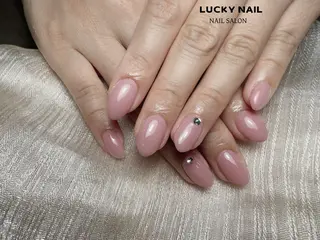 ネイル LUCKY NAILのネイルデザイン