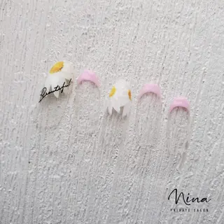 ネイル ネイル＆フットケアサロンアイアムアイ所属・ネイリスト モリシタのネイルデザイン