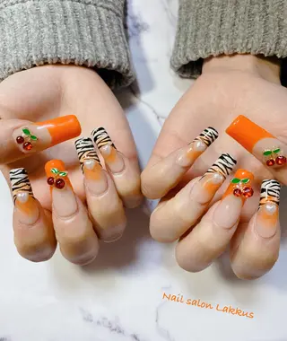 ネイル Lakkus T－CHIのネイルデザイン