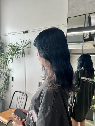 ロング カラー era所属・azumi/ボブ/暖 色/オリーブ/縮毛のヘアスタイル