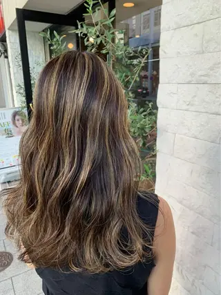 セミロング 中谷 明日香のヘアスタイル