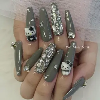 ネイル Pio Mielのネイルデザイン