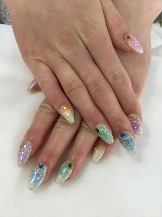 ネイル 💎🐰 saki. m 🐰💎のネイルデザイン