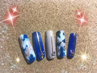 ネイル ECLAT エクラ所属・寺山 千鶴のネイルデザイン