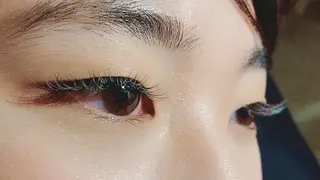 マツエク・マツパ ANNE梅田 GRACE店所属・ANNE chizuのマツエク・マツパデザイン