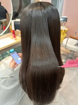 ロング オノ アイラのヘアスタイル