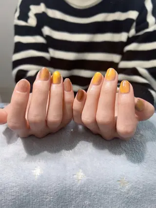 ネイル ✨ Elf スタッフのネイルデザイン