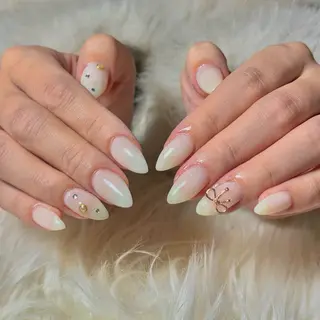 ネイル hohomi .のネイルデザイン