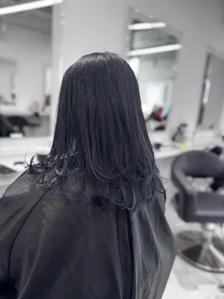 ロング カラー 透け上品ハイトーン 職人ゆうと🤍のヘアスタイル