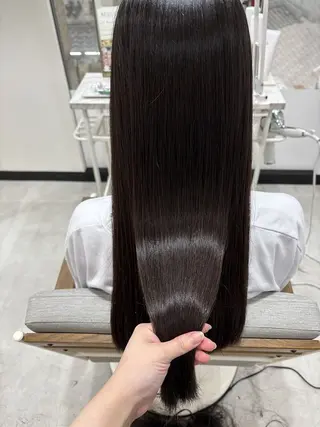 ロング カラー UNJOUR.上荒田店所属・髪質改善アンジュール かほのヘアスタイル