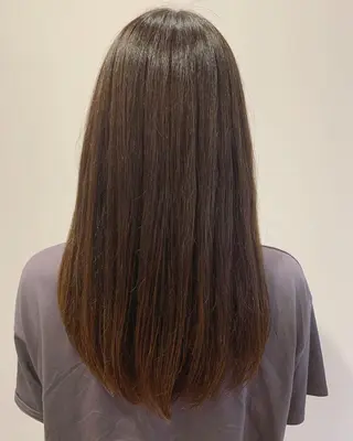 ロング 多田 彩香のヘアスタイル