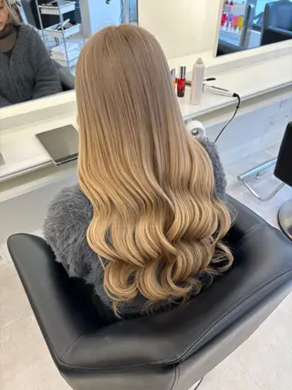 ロング カラー Parve Mix / 根本 梨湖🫧のヘアスタイル