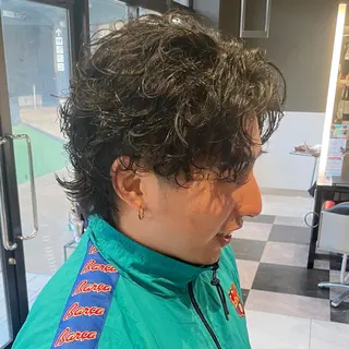 ミディアム パーマ メンズ メンズヘア特化 崎田 成人のヘアスタイル