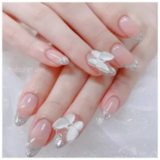 ネイル ＶＩＶＩ nailsalonのネイルデザイン
