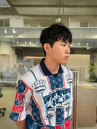ショート パーマ メンズ 吉田一輝 外国人パーマのヘアスタイル