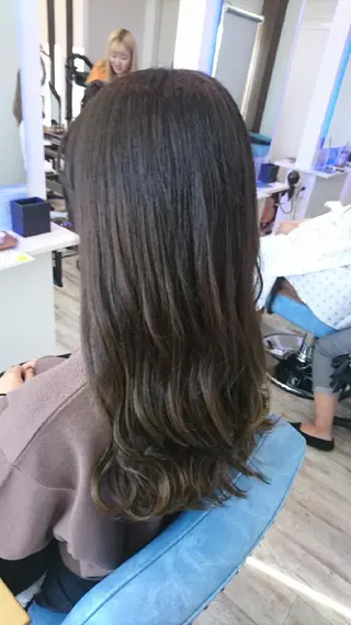 ロング カラー 中嶌 健一のヘアスタイル
