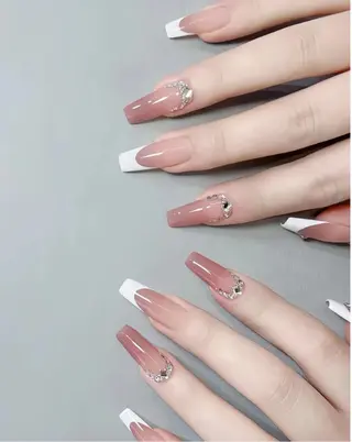 ネイル liora nail yzのネイルデザイン
