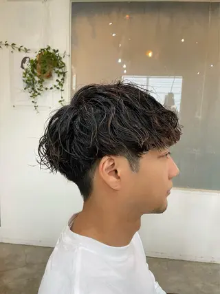 ショート パーマ メンズ JERICHO HAIR所属・河野 由佳の眉毛・アイブロウイメージ