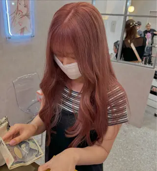 ロング カラー karin ボブハイトーンのヘアスタイル