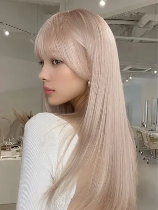 カラー ayano/ 艶カラー✨/韓国風のヘアスタイル