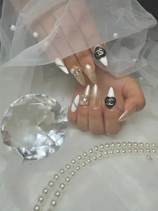 ネイル 【Laule‘a 】のネイルデザイン