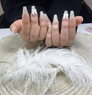 ネイル Alra- 店舗のネイルデザイン