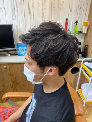 メンズ 藤野 陵平のヘアスタイル