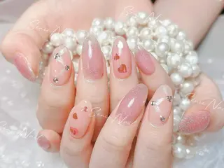 ネイル Queening 🦋のネイルデザイン