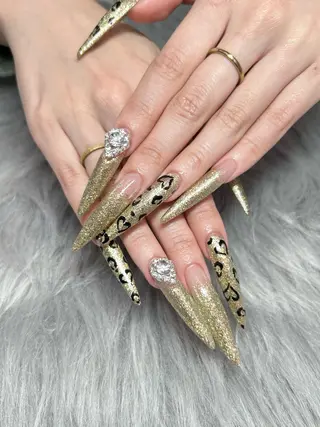 ネイル hinata池袋 🎀WOLTOKYOのネイルデザイン