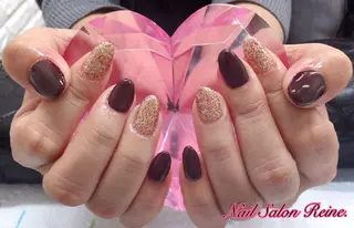 ネイル Nailsalon Reine所属・玉栄 伶奈のネイルデザイン