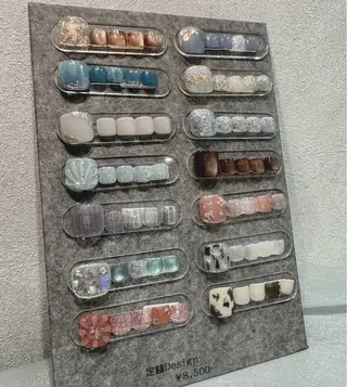 ネイル Lea Lea所属・下平 亜美のネイルデザイン