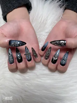 ネイル MIHANA ZENのネイルデザイン